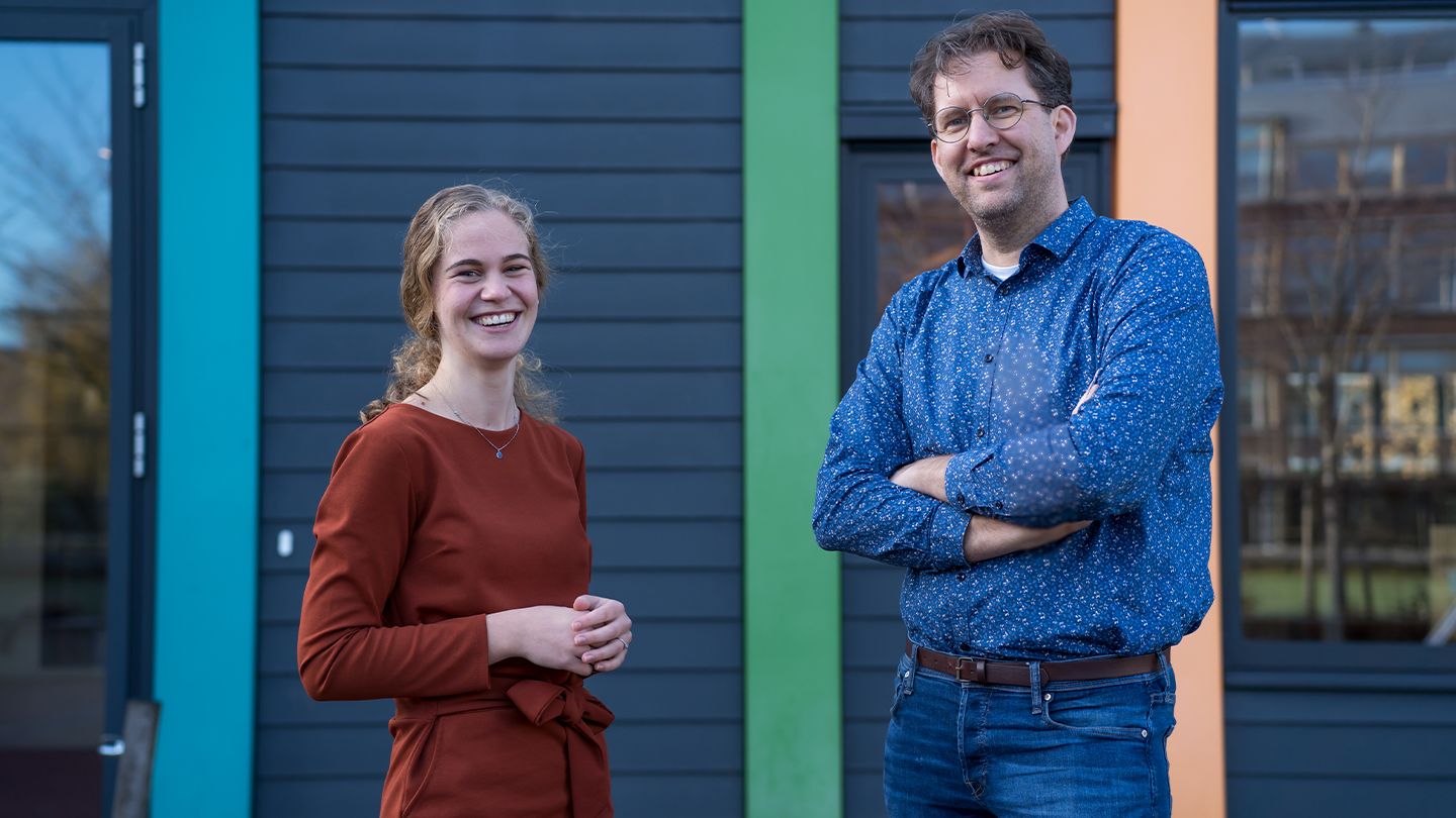 Student en juf tegelijkertijd